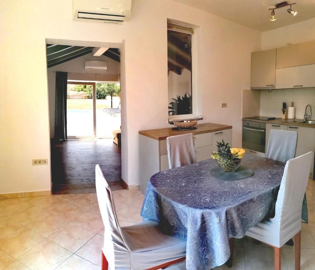 Apartment Cozy House With Pool Near Rovinj Kanfanar